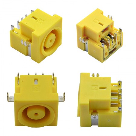 DC tápaljzat 108 (7.5x5.5mm) 