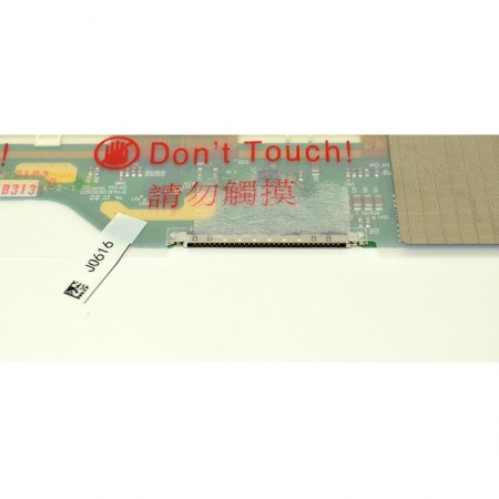 Gyári használt, fényes 15.4