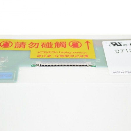 Gyári használt, matt 15.4